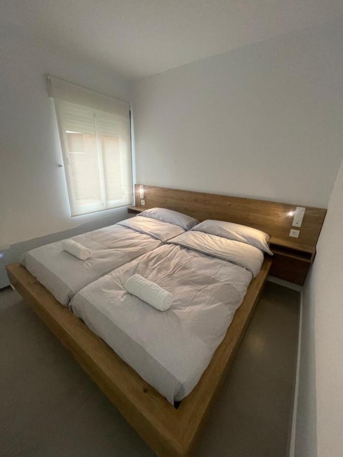Apartamento Isabella Suite 구에하르 시에라 외부 사진